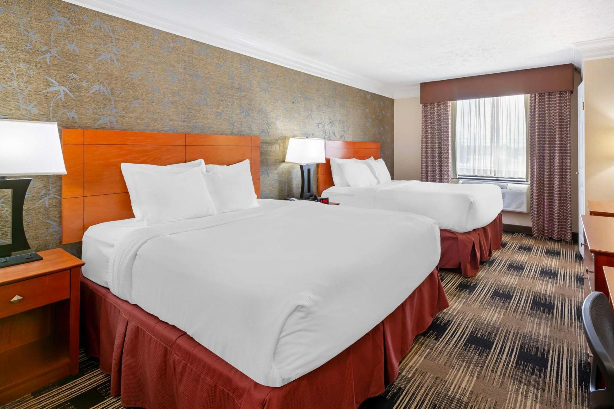 Double Room Two Double Beds Non-Smoking