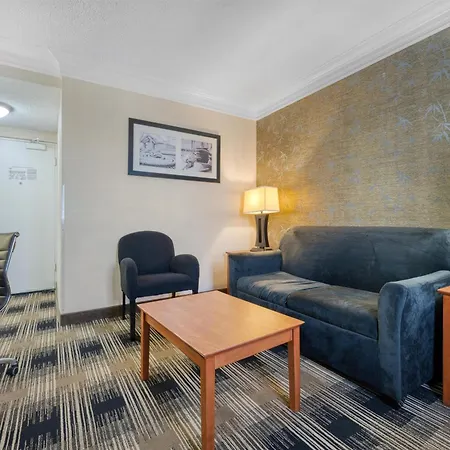 Best Western Inn At The Rochester Airport-2